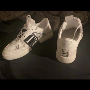 Valentino garvani sneakers
